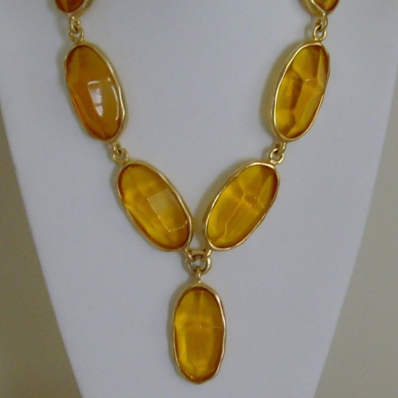 Kenneth Lane Matte Gold-Tone and Lucite Necklace - Picture 3 of 11